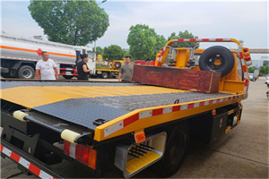 夏河附近拖车电话号码服务